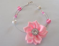 Bracelet mariage, bracelet mariée, bracelet en perle de verre  nacrées blanche et rose