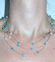 Collier mariage, collier mariée, collier en perle de verre bleu, nacrée  blanche et perle toupie bleu