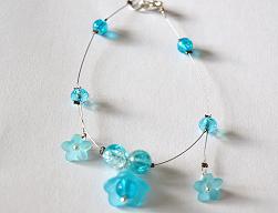 Bracelet en fleur bleu